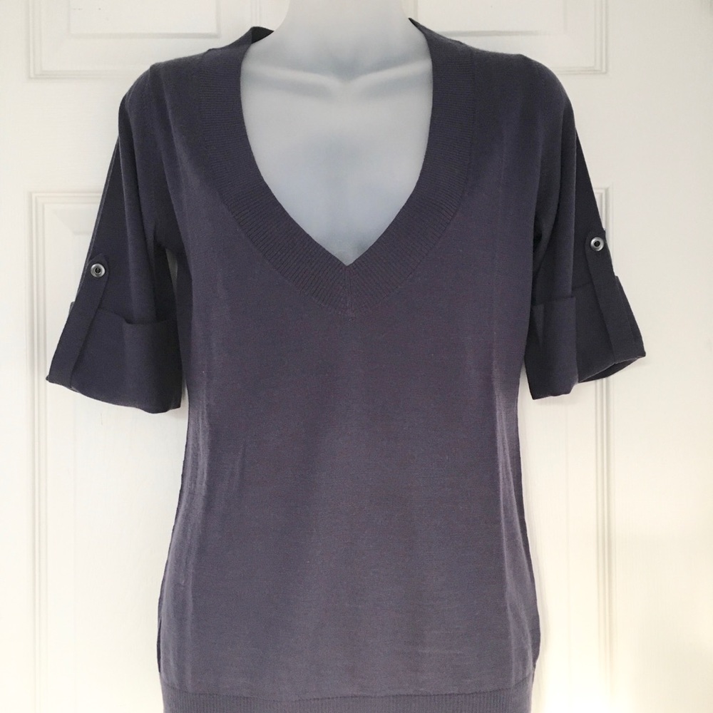Banana Republic V-Neck tab sleeve sweater